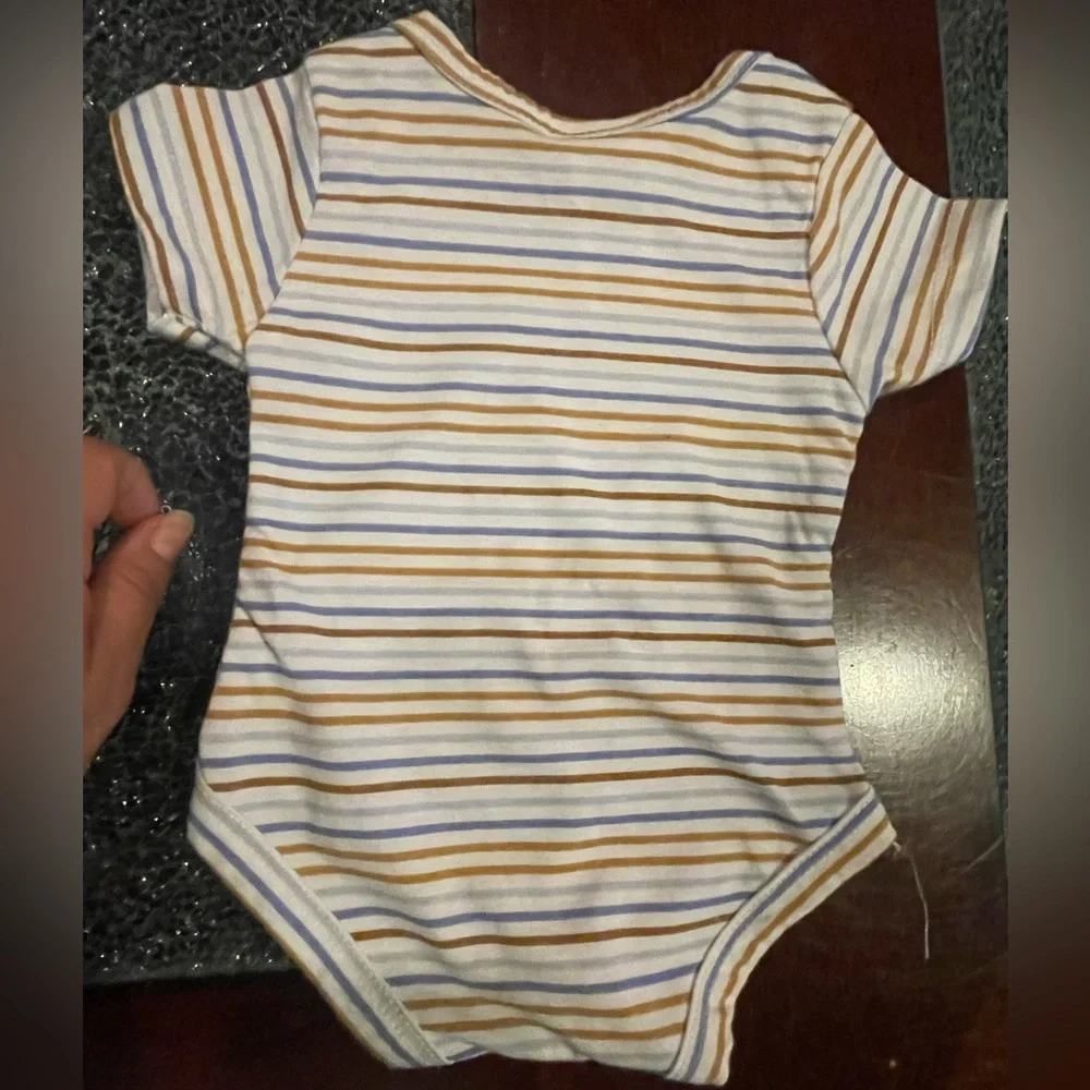 3 Pcs~Nicole Miller New York Snap Bottom Baby 0-3 month